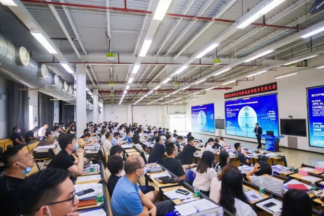 b55d87d1-8810-4e8b-8365-4e244cc40c1c